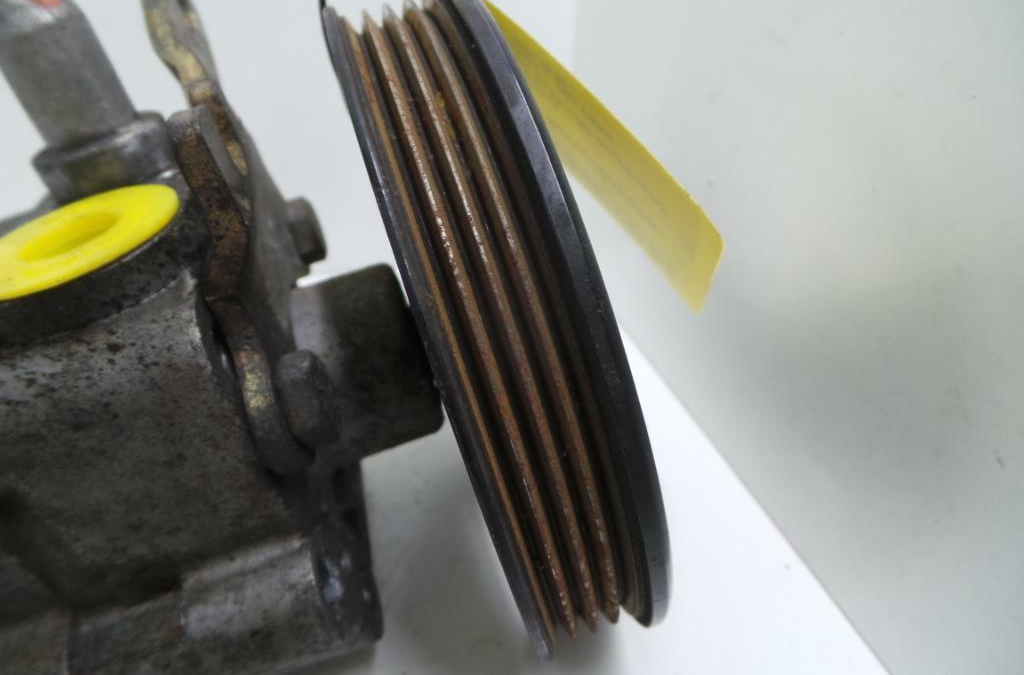 Nissan Almera N16 Bj.00 Servopumpe Pumpe Servolenkung 1,5 66kw *QG15* 92 Bar